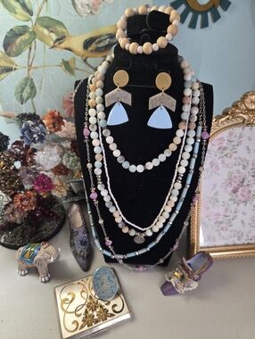 Pastel Bead Multi-Layer Necklace Jewelry Set